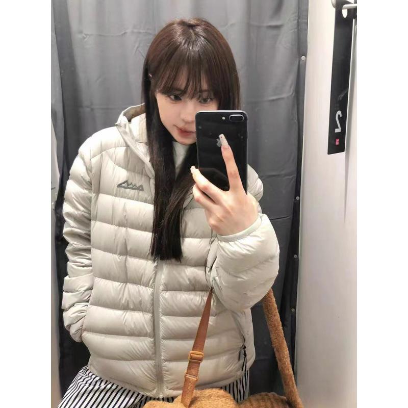 Down cotton-padded clothes women s new winter light and thin small cotton-padded jackets hooded retro Guochao brand thickened jackets S
Down cotton-padded clothes women s new winter light and thin small cotton-padded jackets hooded retro Guochao brand thickened jackets S