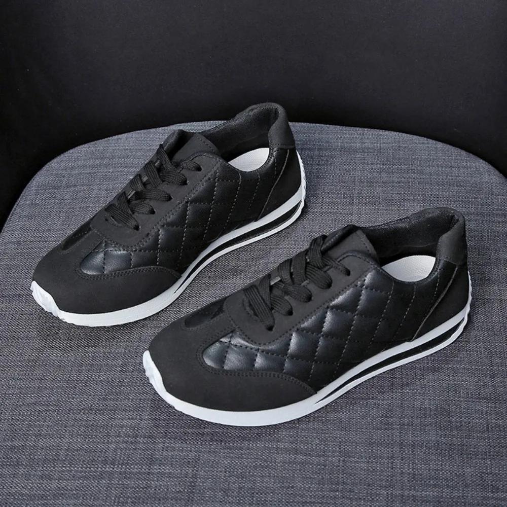 Модные женские кроссовки 2024 года, весна, новые женские кроссовки из вулканизированной кожи для бега и ходьбы, женские кроссовки, удобные, легкие 41 чёрный
Модные женские кроссовки 2024 года, весна, новые женские кроссовки из вулканизированной кожи для бега и ходьбы, женские кроссовки, удобные, легкие 41 чёрный