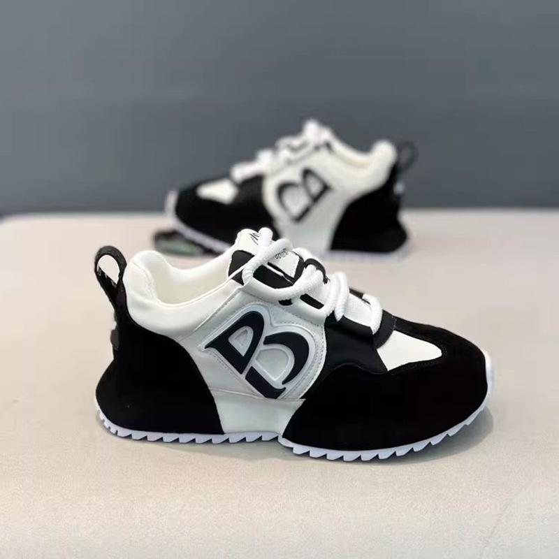 Simple fashion versatile temperament dad shoes high sense daily non-collision men s sports shoes soft baseplate shoes 44 білий
Simple fashion versatile temperament dad shoes high sense daily non-collision men s sports shoes soft baseplate shoes 44 білий
