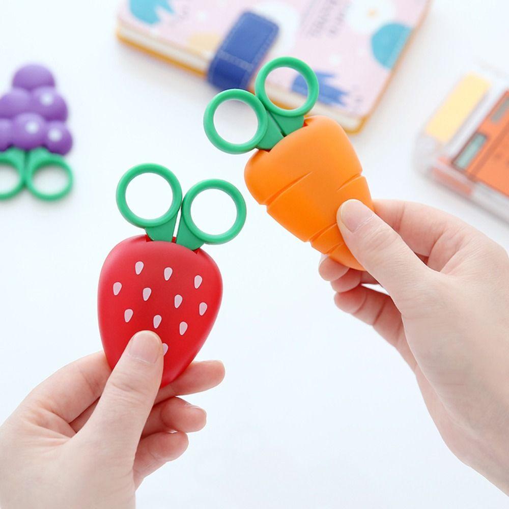 4Pcs Kawaii Magnetic Cartoon Fruit Scissors Children s Banana Safe Mini Scissor Carrot Shape Creative Mini Pocket Scissors DIY
4Pcs Kawaii Magnetic Cartoon Fruit Scissors Children s Banana Safe Mini Scissor Carrot Shape Creative Mini Pocket Scissors DIY