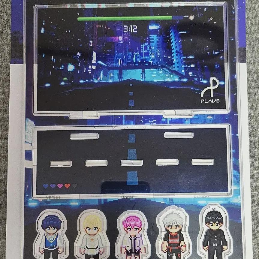 Акриловая подставка Play Pixel World 
Акриловая подставка Play Pixel World