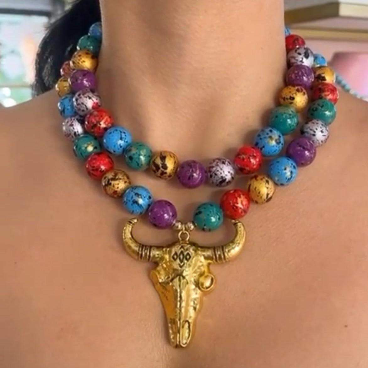 Hot Sale New Design Color Beaded Belt Horn Pendant Double Layer Color Cool Style Coarse Necklace
Hot Sale New Design Color Beaded Belt Horn Pendant Double Layer Color Cool Style Coarse Necklace