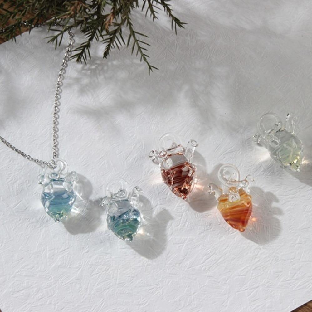 Dreamlike Transparent Heart Pendant Necklace Handmade Coloured Glaze Chain Choker Gift Style 3
Dreamlike Transparent Heart Pendant Necklace Handmade Coloured Glaze Chain Choker Gift Style 3