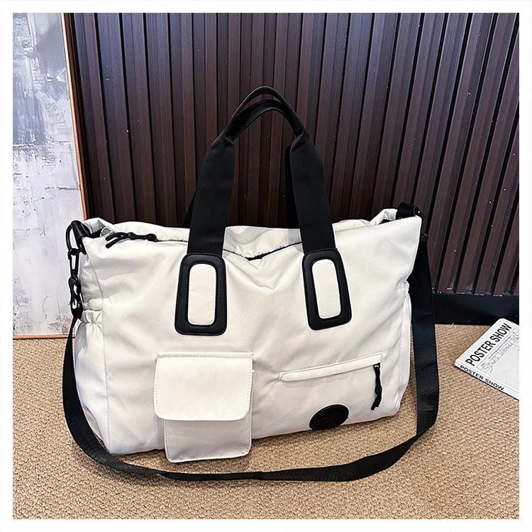 Large Capacity Lightweight Gym and Travel Shoulder Bag for Women білий
Large Capacity Lightweight Gym and Travel Shoulder Bag for Women білий