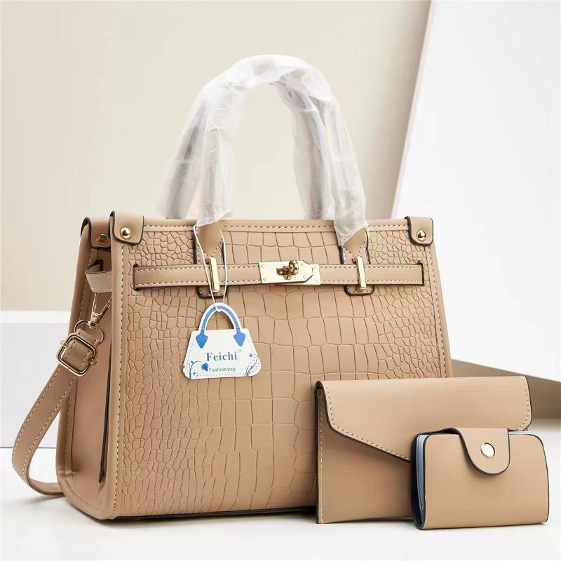 New Macaron three-piece fashion handbag, simple and large-capacity shoulder bag, high-value messenger women s bag length 29 width 14 height 22 хакі
New Macaron three-piece fashion handbag, simple and large-capacity shoulder bag, high-value messenger women s bag length 29 width 14 height 22 хакі