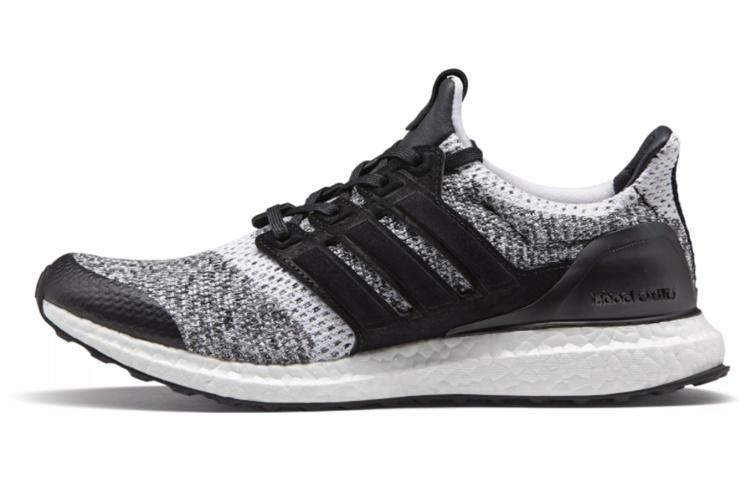 UltraBoost Sneakersnstuff x Social Status x UltraBoost Adidas Se White Black BY2911 36.5
UltraBoost Sneakersnstuff x Social Status x UltraBoost Adidas Se White Black BY2911 36.5