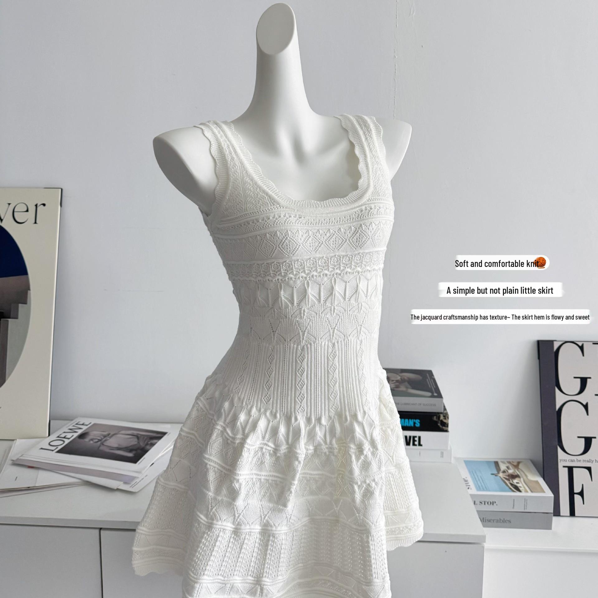 Hollow Jacquard Knit Camisole White Dress – Summer 2026 Waist-Cinching Short Skirt S (up to 98 cm) белый
Hollow Jacquard Knit Camisole White Dress – Summer 2026 Waist-Cinching Short Skirt S (up to 98 cm) белый