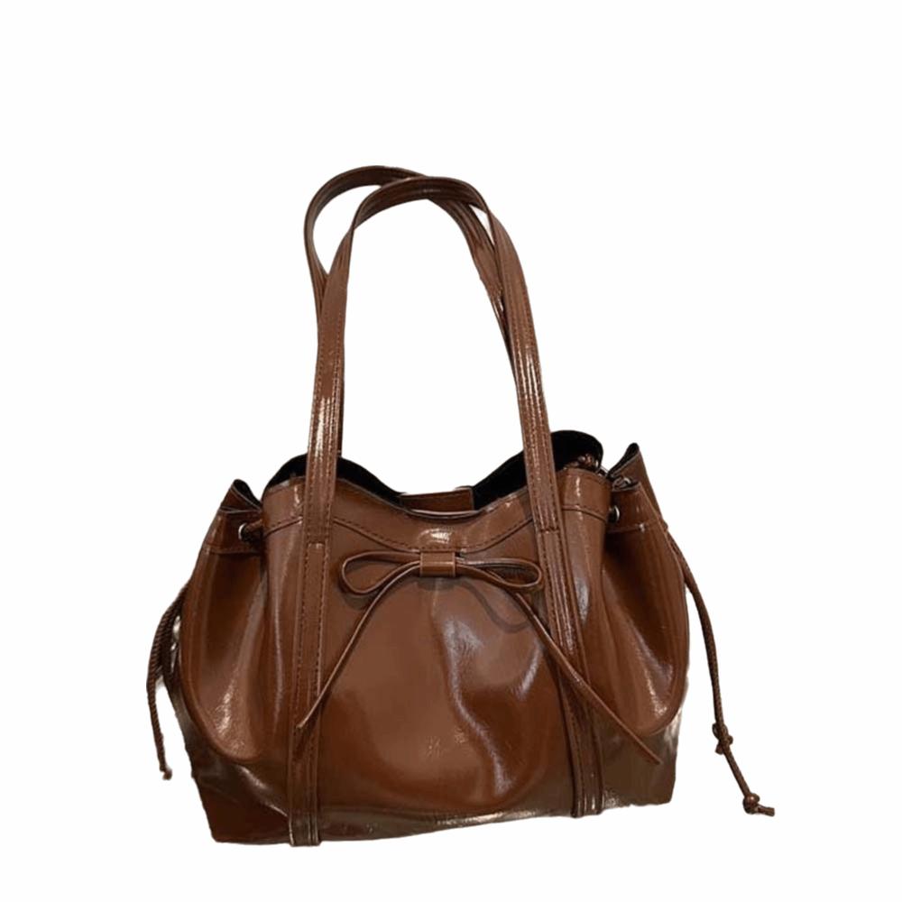 Solid Color Texture Tote Bag Magnetic Button Ribbon Bow PU Shoulder Bag Handbag Waterproof Lady Underarm Pouch Work коричневый
Solid Color Texture Tote Bag Magnetic Button Ribbon Bow PU Shoulder Bag Handbag Waterproof Lady Underarm Pouch Work коричневый