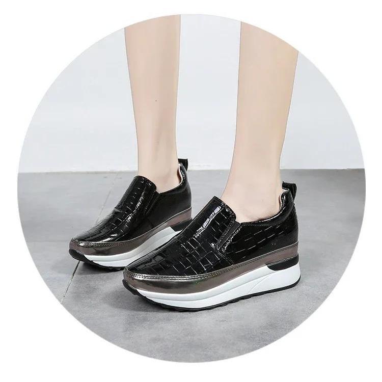 Женские летние новые модные дизайнерские туфли с круглым носком на толстой подошве, повседневные, для прогулок на свежем воздухе, женские вулканизированные туфли 43
Женские летние новые модные дизайнерские туфли с круглым носком на толстой подошве, повседневные, для прогулок на свежем воздухе, женские вулканизированные туфли 43