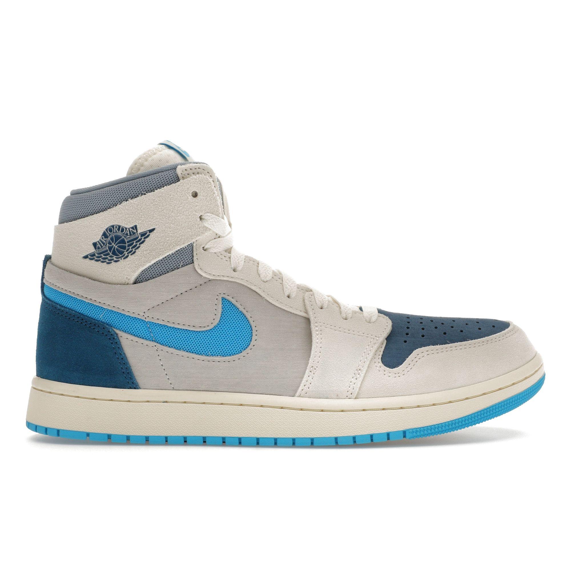 Air Jordan 1 High Zoom CMFT 2 Dark Powder Blue DV1307-104 44.5
Air Jordan 1 High Zoom CMFT 2 Dark Powder Blue DV1307-104 44.5