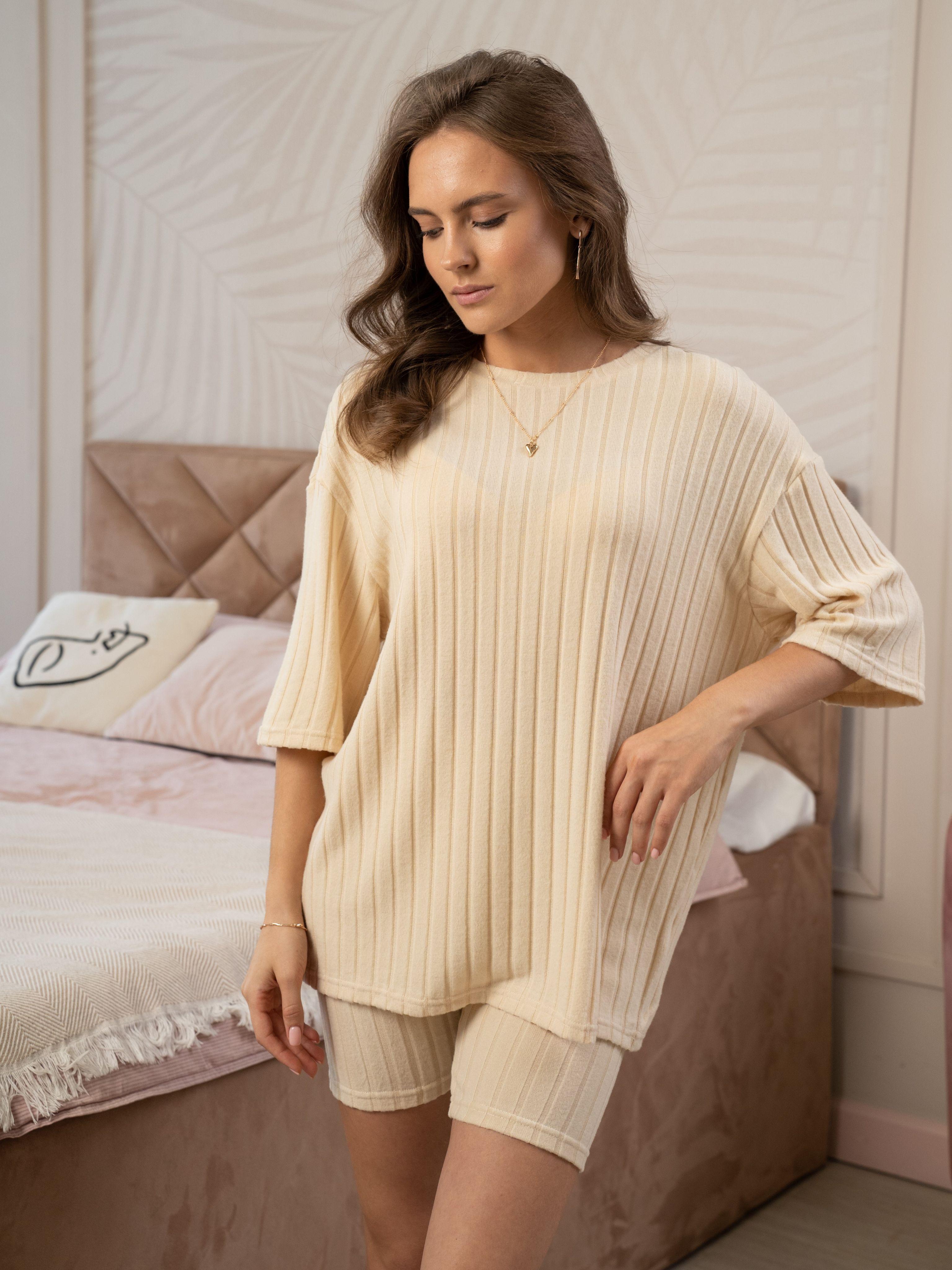 Женский модный повседневный однотонный костюм с длинными рукавами и брюками L бежевый
Женский модный повседневный однотонный костюм с длинными рукавами и брюками L бежевый