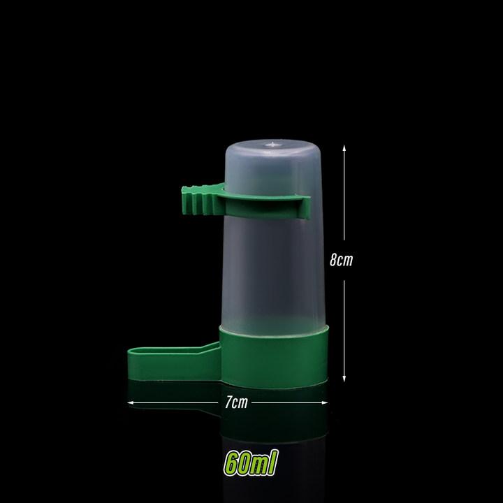 1Pcs Pet Bird Parrot Automatic Drinker Cups Feeder Bottle Bird Cage Parrot Feeding Tool Automatic Feeder Bowls And Drinkers random color
1Pcs Pet Bird Parrot Automatic Drinker Cups Feeder Bottle Bird Cage Parrot Feeding Tool Automatic Feeder Bowls And Drinkers random color