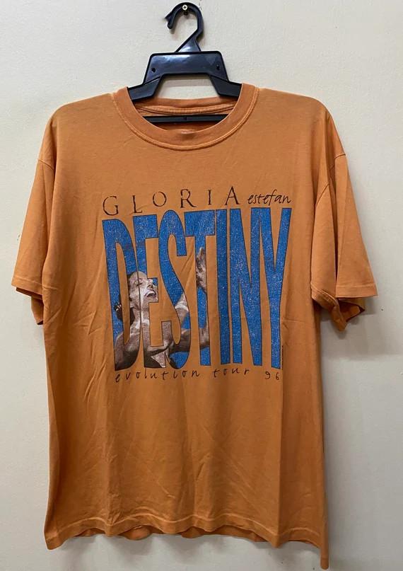 Vintage Gloria Estefan Destiny Evolution Tour 1996 T-shirt S-5XL S FREE SHIPPING S разноцветный
Vintage Gloria Estefan Destiny Evolution Tour 1996 T-shirt S-5XL S FREE SHIPPING S разноцветный