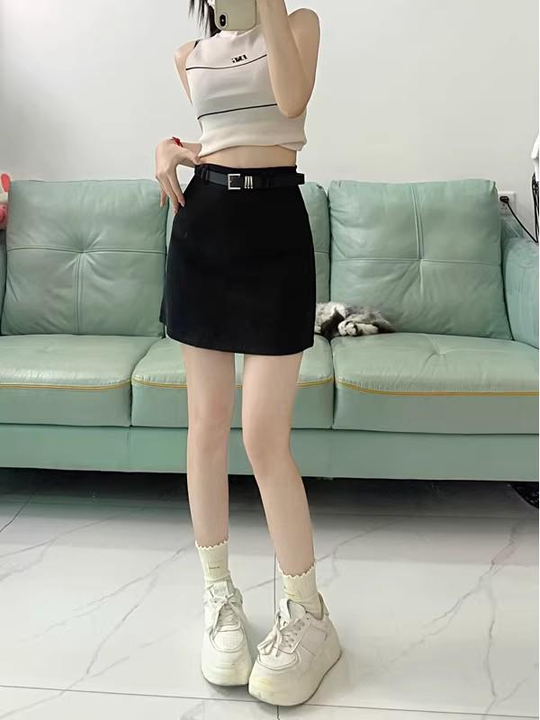 Женская серая миди-юбка с завышенной талией, облегающая, А-силуэта, для осени и зимы 2XL чёрный
Женская серая миди-юбка с завышенной талией, облегающая, А-силуэта, для осени и зимы 2XL чёрный