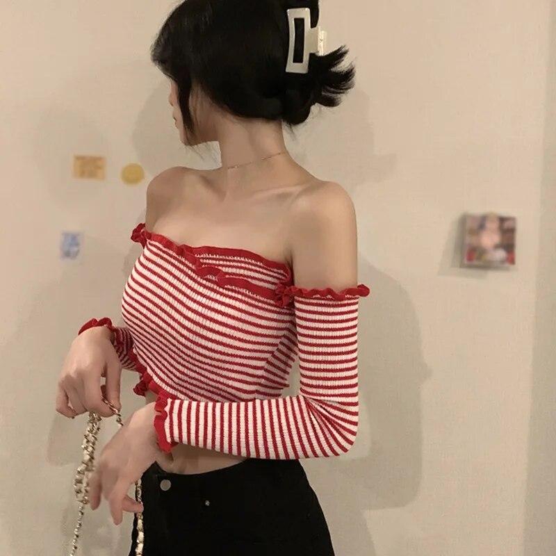 Женская трикотажная футболка с длинным рукавом и открытым пупком, с оборками и вырезом на шее, топы One Size
Женская трикотажная футболка с длинным рукавом и открытым пупком, с оборками и вырезом на шее, топы One Size