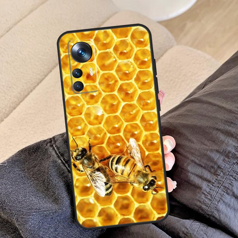 Bee Keeping Honey Bees Case For Xiaomi 13 13T 12T 11T 12 Lite 14 Pro 12X POCO F5 Pro X5 X3 M5 X4 F3 F4 C65 Cover Xiaomi 14
Bee Keeping Honey Bees Case For Xiaomi 13 13T 12T 11T 12 Lite 14 Pro 12X POCO F5 Pro X5 X3 M5 X4 F3 F4 C65 Cover Xiaomi 14