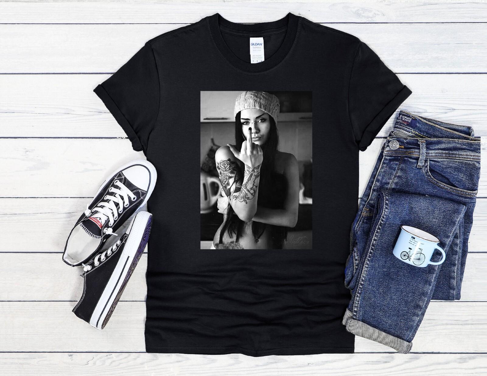 26 Sexy Middle Finger Tattoo Girl Men Women Unisex Hoodie Baseball T Shirt Top 1157 Unisex T-Shirt M
26 Sexy Middle Finger Tattoo Girl Men Women Unisex Hoodie Baseball T Shirt Top 1157 Unisex T-Shirt M