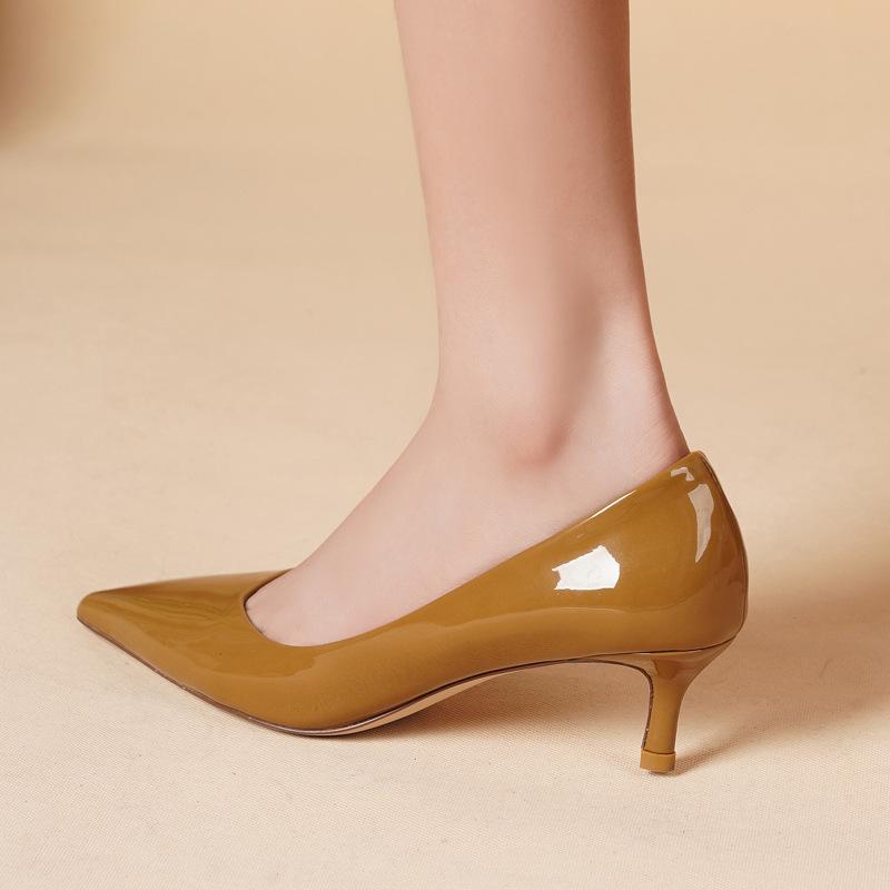 ODM high heels women s high sense, pointed high heels women s temperament high heels are not tired feet single shoes leather women, soft світло-коричневого кольору
ODM high heels women s high sense, pointed high heels women s temperament high heels are not tired feet single shoes leather women, soft світло-коричневого кольору