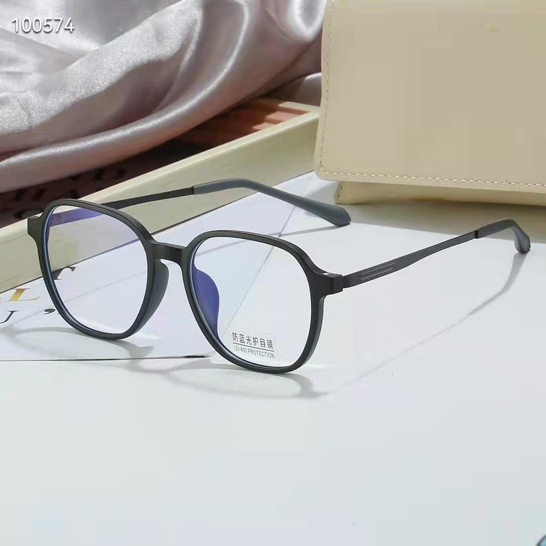 B Titanium Lightweight TR Frame Computer Glasses, Office Workers Anti Blue Light Goggles, Students чёрный
B Titanium Lightweight TR Frame Computer Glasses, Office Workers Anti Blue Light Goggles, Students чёрный