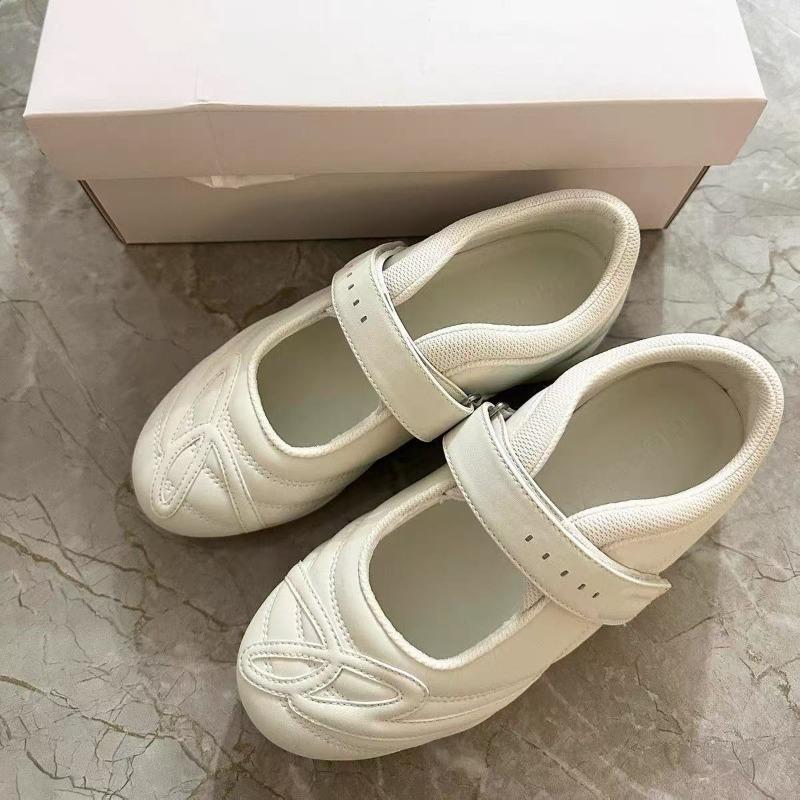 Top version GOOD25 spring new stray shoes thin sole lightweight lace-up sports and leisure shoes women 40
Top version GOOD25 spring new stray shoes thin sole lightweight lace-up sports and leisure shoes women 40