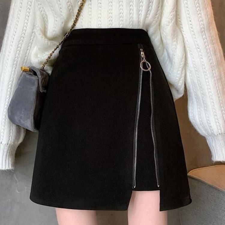 Petite Women s Black Wool A-line High-Waisted Mini Skirt for Autumn/Winter 2023 XL
Petite Women s Black Wool A-line High-Waisted Mini Skirt for Autumn/Winter 2023 XL