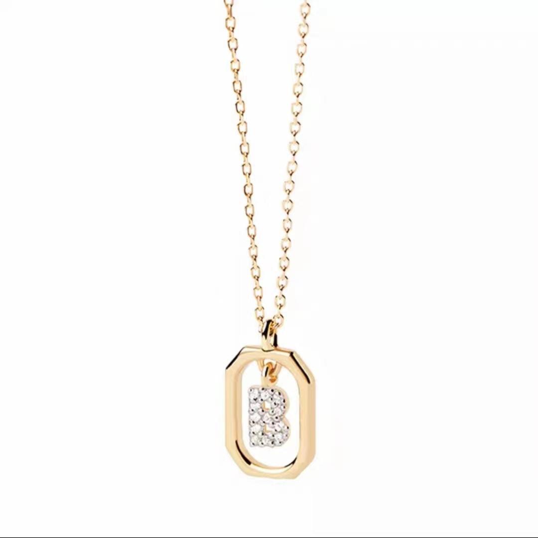 925 Silver Letter Necklace with 26 English Letter Zircon Pendant Geometric Design Personalized Necklace Luxury Jewelry 50cm
925 Silver Letter Necklace with 26 English Letter Zircon Pendant Geometric Design Personalized Necklace Luxury Jewelry 50cm