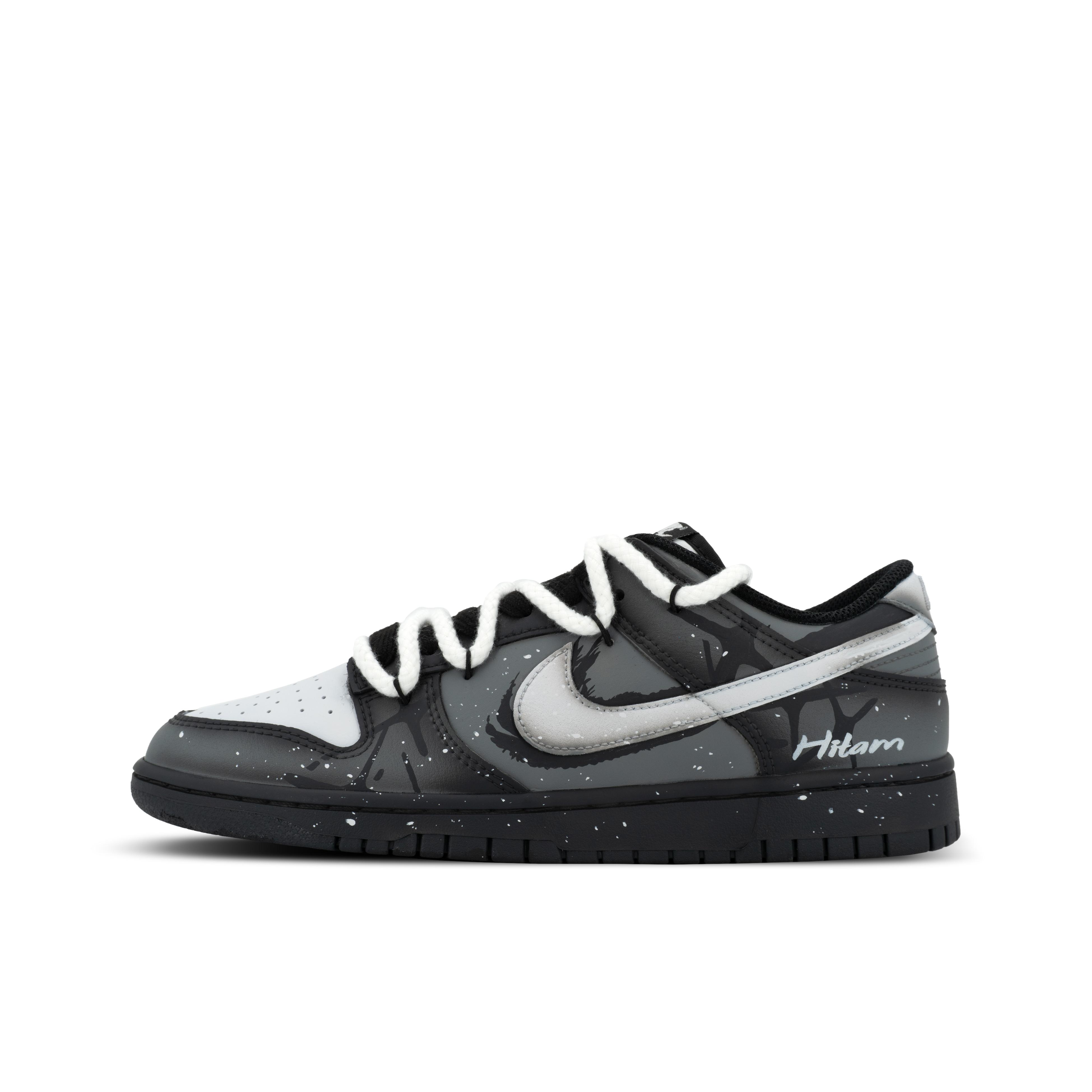 Nike Dunk Gorilla Jester XJDD Gothic Starlight Low top Skateboard Shoes Unisex Black Gray HF5441-100(team1369-) 40.5
Nike Dunk Gorilla Jester XJDD Gothic Starlight Low top Skateboard Shoes Unisex Black Gray HF5441-100(team1369-) 40.5