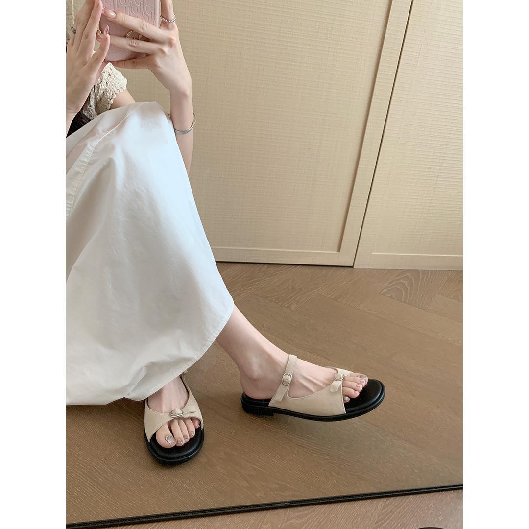 Sheepskin version~ Small buckle with vacation casual flat-bottomed slippers, women s summer wear beach cool slippers 40
Sheepskin version~ Small buckle with vacation casual flat-bottomed slippers, women s summer wear beach cool slippers 40