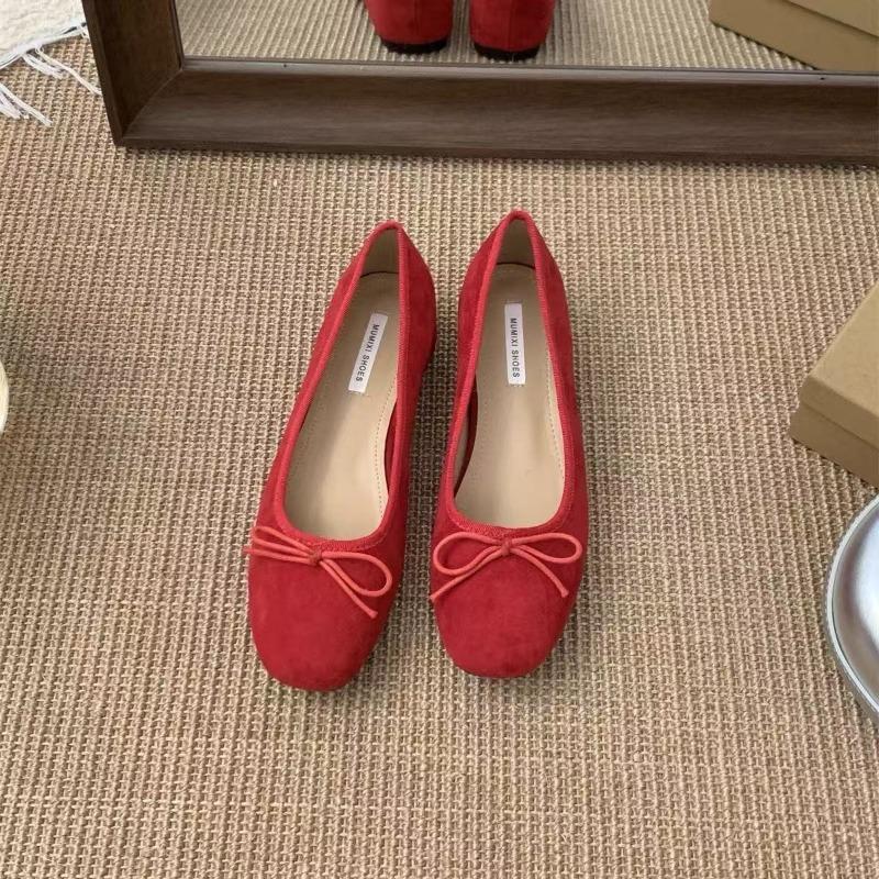 Ballet style flat-bottomed suede single shoes women s shoes new spring and autumn bow red evening shoes women 35 красный
Ballet style flat-bottomed suede single shoes women s shoes new spring and autumn bow red evening shoes women 35 красный