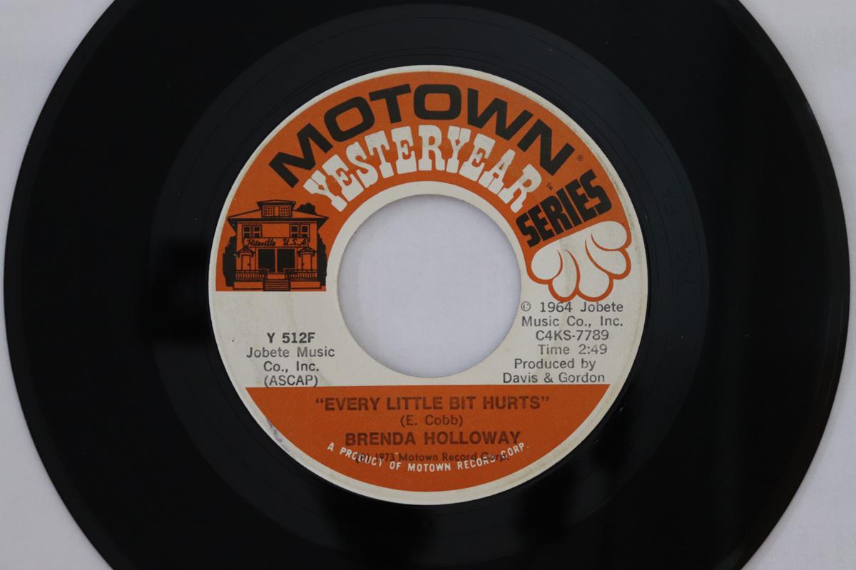 7inch Record BRENDA HOLLOWAY - Every Little Bit Hurts / Just Look Y512F Motown 1973 US Soul/Funk Used
7inch Record BRENDA HOLLOWAY - Every Little Bit Hurts / Just Look Y512F Motown 1973 US Soul/Funk Used