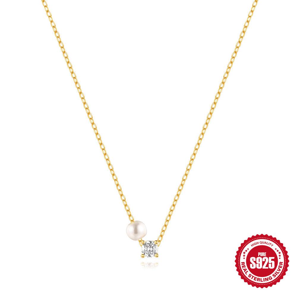 S925 Sterling Silver Ins Wind Classic Four-Claw Diamond-Encrusted Pearl Versatile Collarbone Necklace Temperament Elegant Atmosphere 925 silver золотой
S925 Sterling Silver Ins Wind Classic Four-Claw Diamond-Encrusted Pearl Versatile Collarbone Necklace Temperament Elegant Atmosphere 925 silver золотой