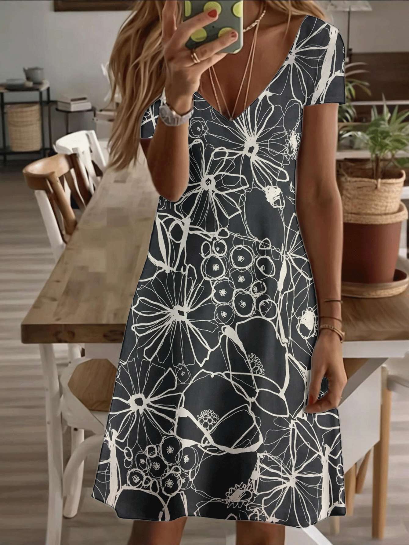 Vneck shortsleeve midi dress floral garden print pattern 3D quality printing durable and comfortable casual fashion summer elegant outfit for women XL дубильна кора
Vneck shortsleeve midi dress floral garden print pattern 3D quality printing durable and comfortable casual fashion summer elegant outfit for women XL дубильна кора