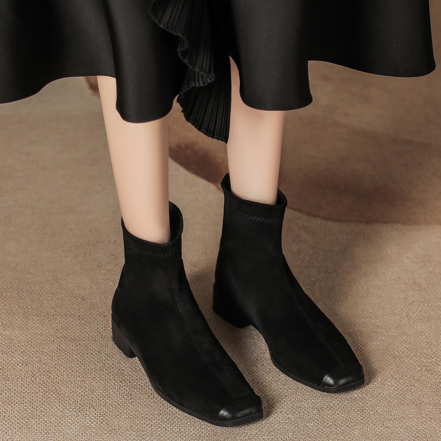 H957-1 Splicing small square head suede retro short boots women s autumn and winter versatile thin boots ankle boots low fashion boots 35
H957-1 Splicing small square head suede retro short boots women s autumn and winter versatile thin boots ankle boots low fashion boots 35