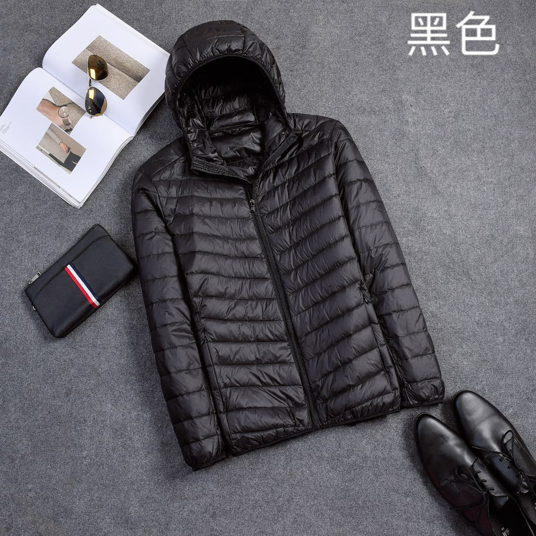 2025 Men s Light Down Jacket Short Fall and Winter New Fashion Hooded Jacket Casual and Versatile White Duck Down M чорний
2025 Men s Light Down Jacket Short Fall and Winter New Fashion Hooded Jacket Casual and Versatile White Duck Down M чорний