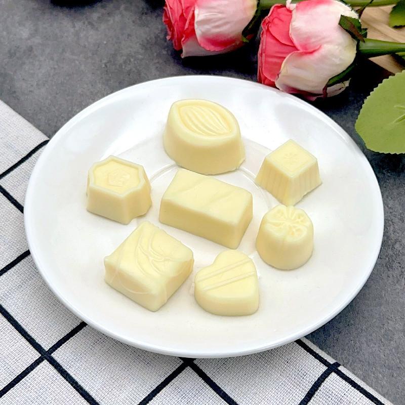 Simulation Chocolate Fake Cake Candy Fake Food Model Dessert Table Snack Decoration Photography Props Ornament Kids Toys
Simulation Chocolate Fake Cake Candy Fake Food Model Dessert Table Snack Decoration Photography Props Ornament Kids Toys