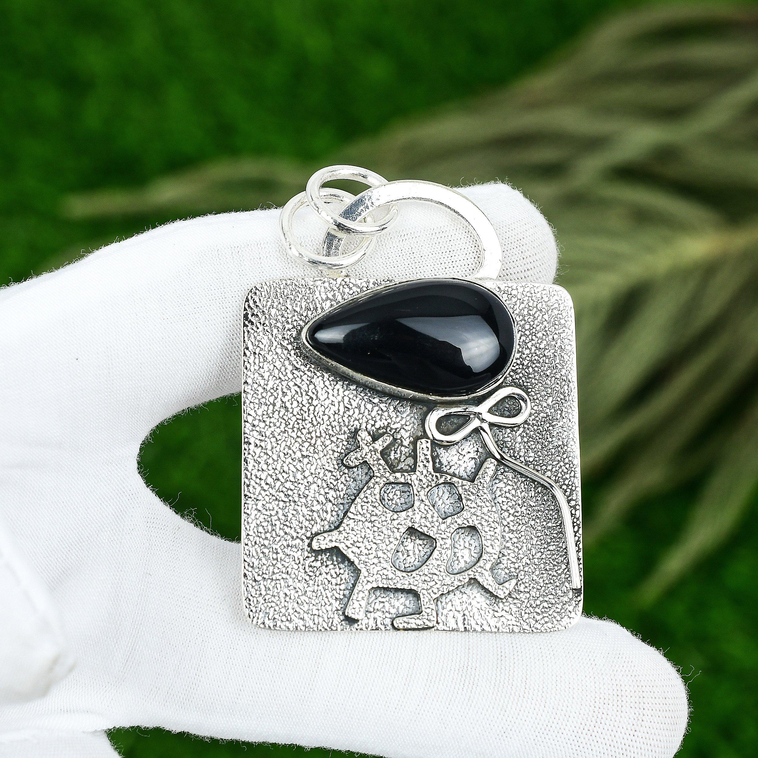 Natural Black Onyx Gemstone Indian Jewelry 925 Sterling Silver Pendant For Girls
Natural Black Onyx Gemstone Indian Jewelry 925 Sterling Silver Pendant For Girls