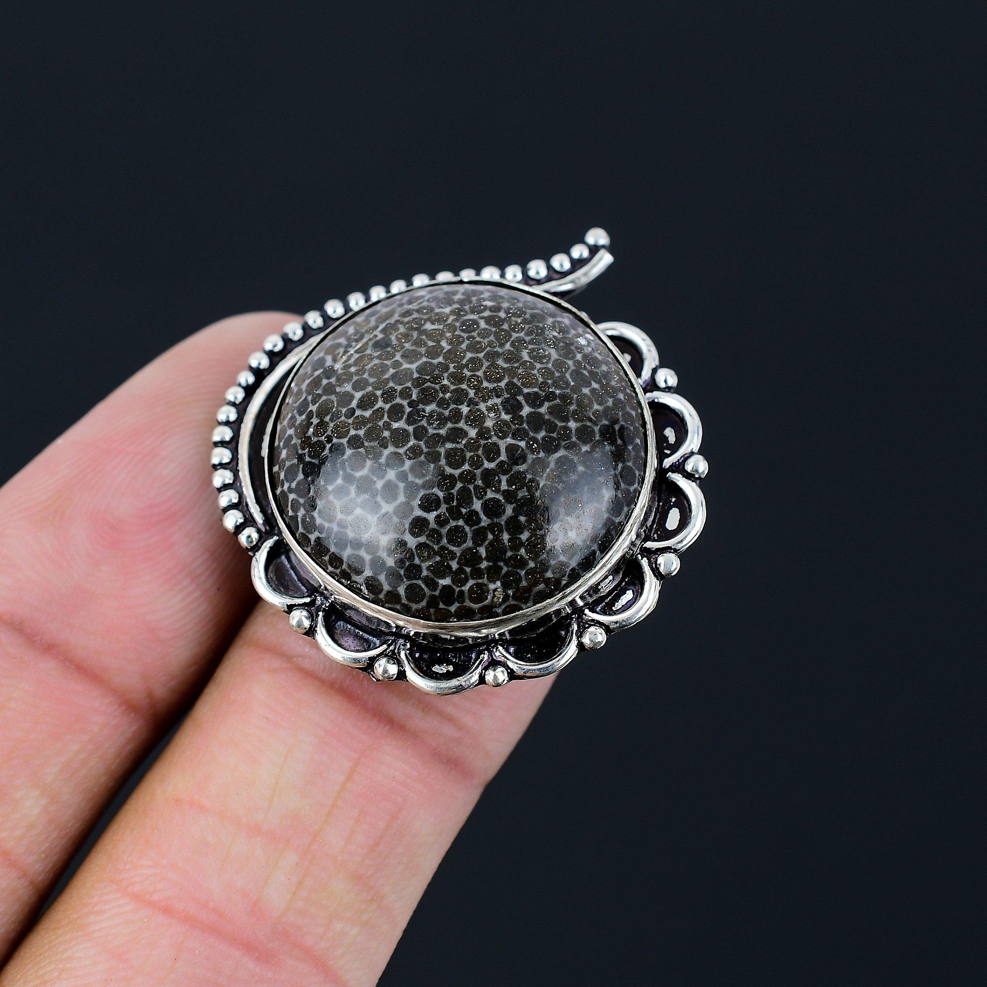 Natural Stingray Coral Sterling Silver Stackable Wife Boho Ring Jewelry Size 6.5 6.5
Natural Stingray Coral Sterling Silver Stackable Wife Boho Ring Jewelry Size 6.5 6.5