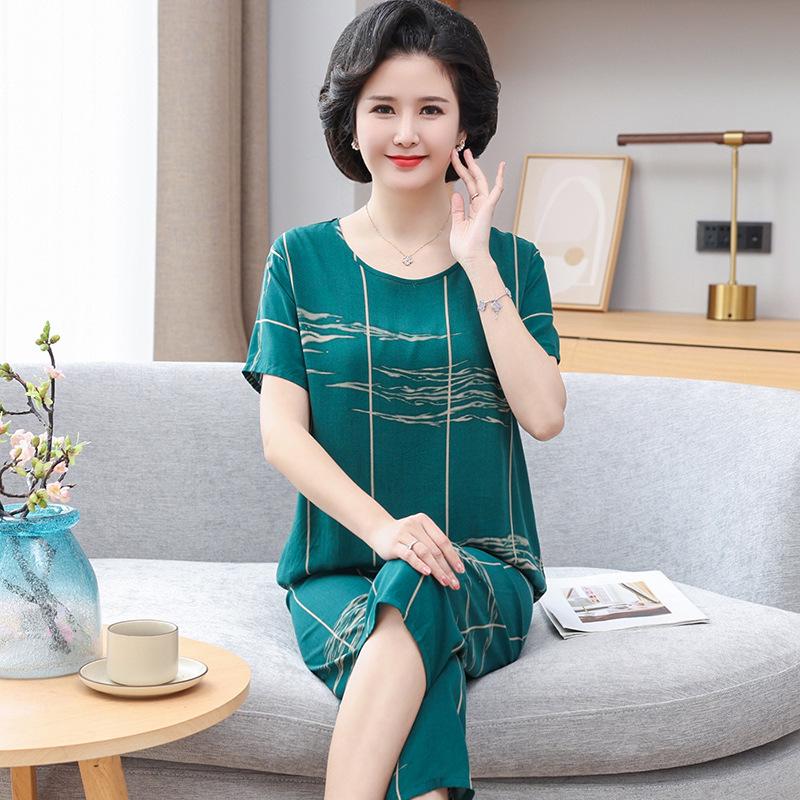 Женский летний пижамный комплект из хлопка и шелка - двухпредметный с коротким рукавом для дома или улицы (2024). 2XL
Женский летний пижамный комплект из хлопка и шелка - двухпредметный с коротким рукавом для дома или улицы (2024). 2XL