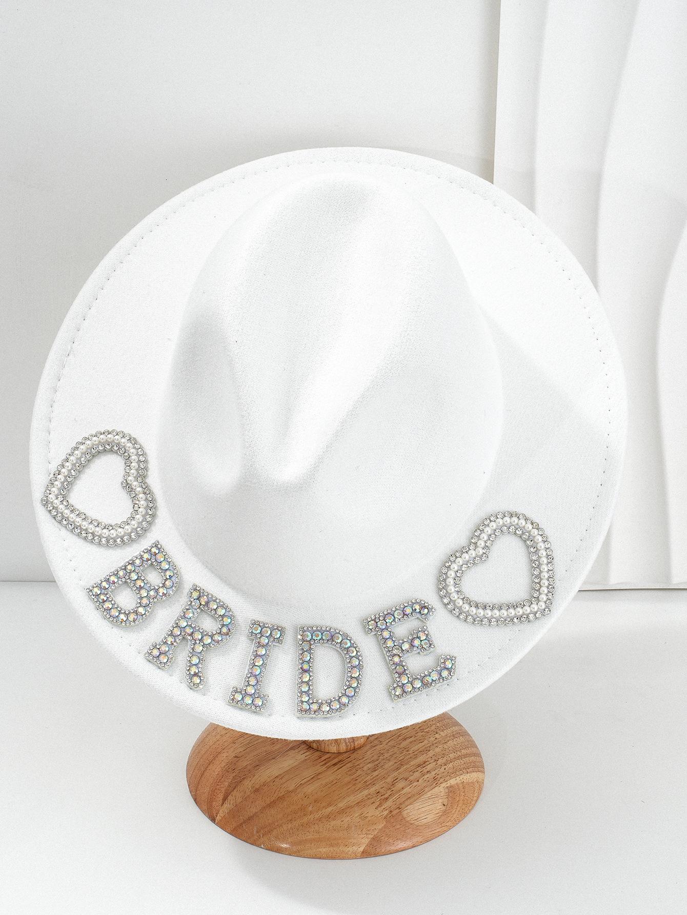 Bride fedoras pearl fedora hat for women autumn and winter church hat jazz top hat white handmade performance hat party hat M 56-58CM
Bride fedoras pearl fedora hat for women autumn and winter church hat jazz top hat white handmade performance hat party hat M 56-58CM