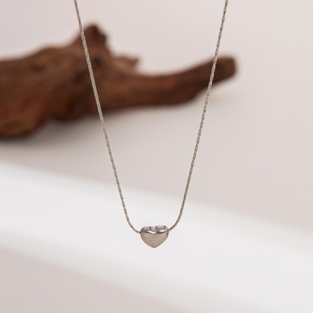 OPK fashion temperament high-end necklace niche simple versatile love collarbone chain
OPK fashion temperament high-end necklace niche simple versatile love collarbone chain