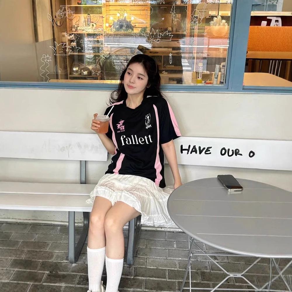 Unisex Summer Retro Raglan Baseball Jersey - 230g Heavyweight Cotton, Loose Fit T-Shirt M (Recommended for below 95 jin)
Unisex Summer Retro Raglan Baseball Jersey - 230g Heavyweight Cotton, Loose Fit T-Shirt M (Recommended for below 95 jin)