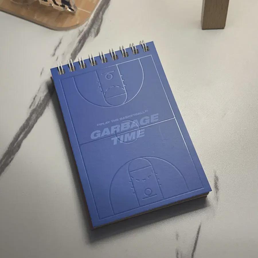 Garbage Time Diary Stationery Funding Director Lee Hyun-sung s Notebook
Garbage Time Diary Stationery Funding Director Lee Hyun-sung s Notebook