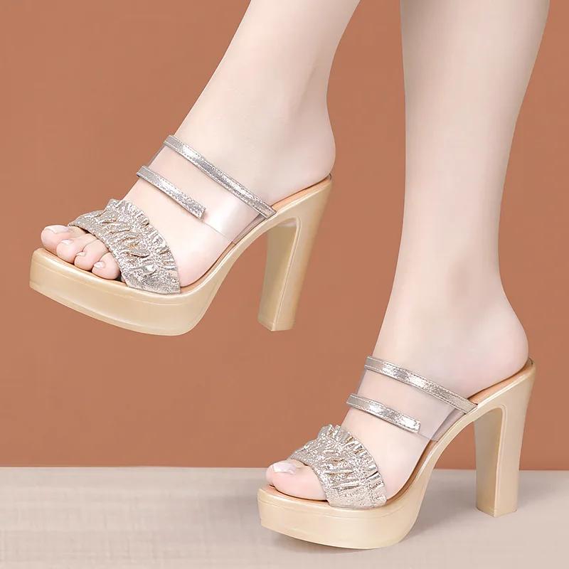 8cm 10cm Small Size 32-43 Comfortable Elegant Clear Leather Slippers 2025 Summer Block High Heels Slides Platform Shoes Office 32
8cm 10cm Small Size 32-43 Comfortable Elegant Clear Leather Slippers 2025 Summer Block High Heels Slides Platform Shoes Office 32