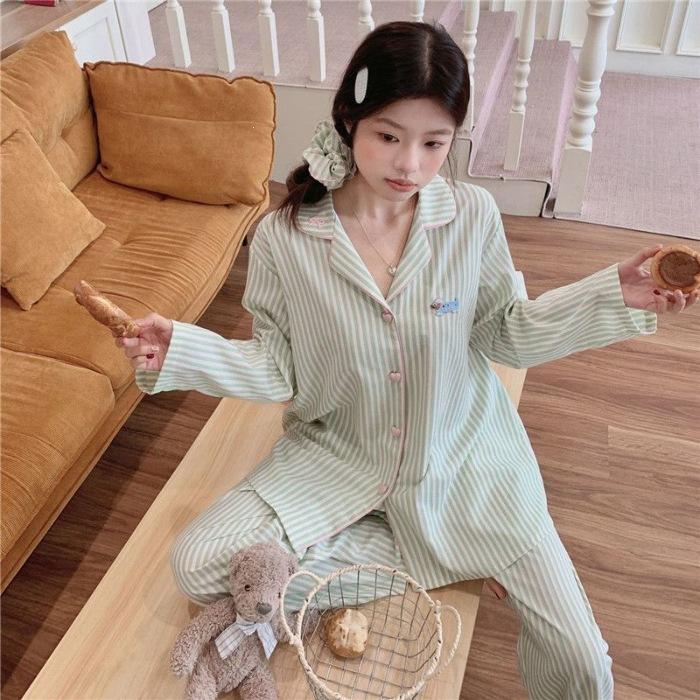 Striped dachshund dog cloud cotton pajamas women s long-sleeved trousers Korean version spring and autumn cardigan loungewear set XXL
Striped dachshund dog cloud cotton pajamas women s long-sleeved trousers Korean version spring and autumn cardigan loungewear set XXL