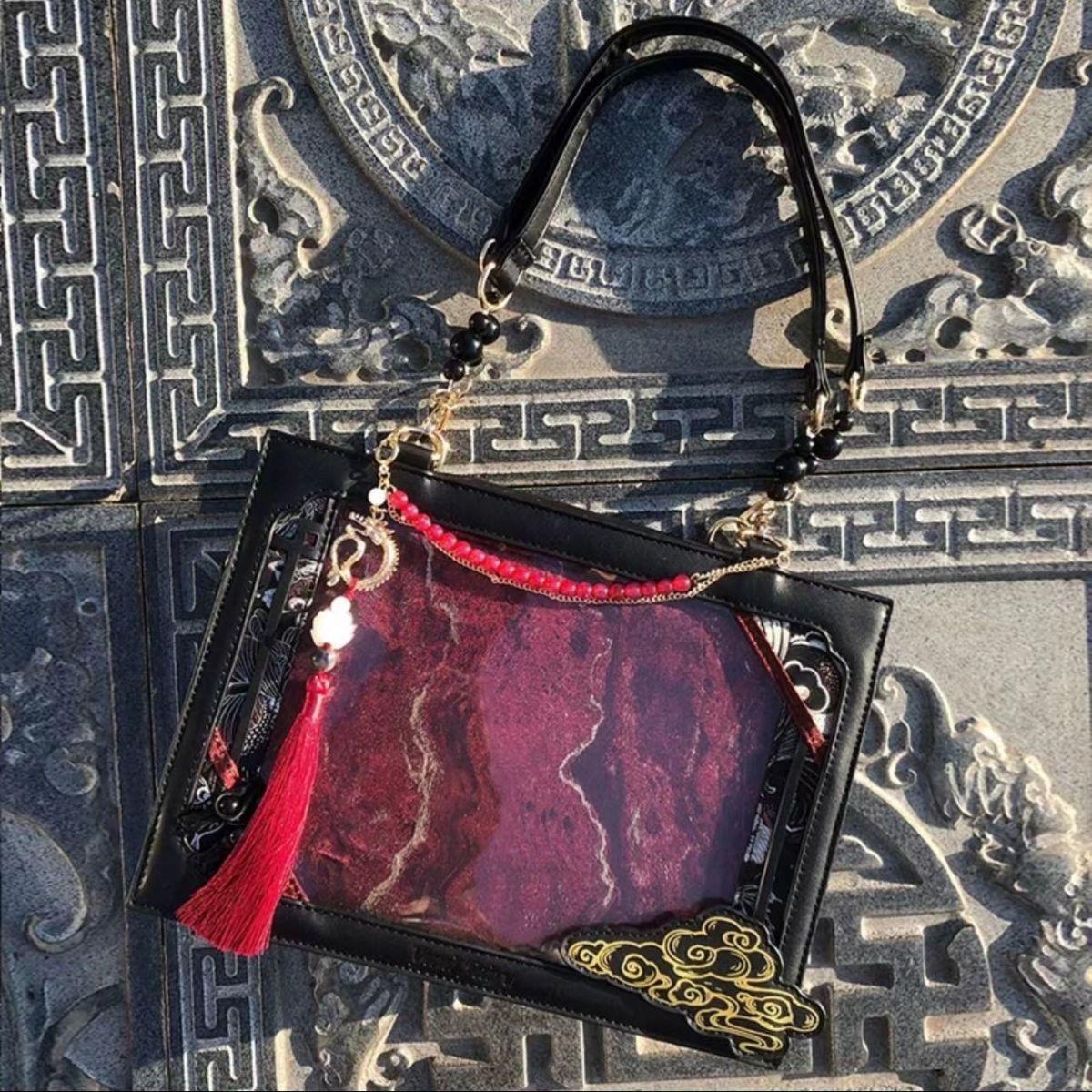 Древний китайский дракон ита-бэг - Тоут, на плечо, через плечо
Древний китайский дракон ита-бэг - Тоут, на плечо, через плечо