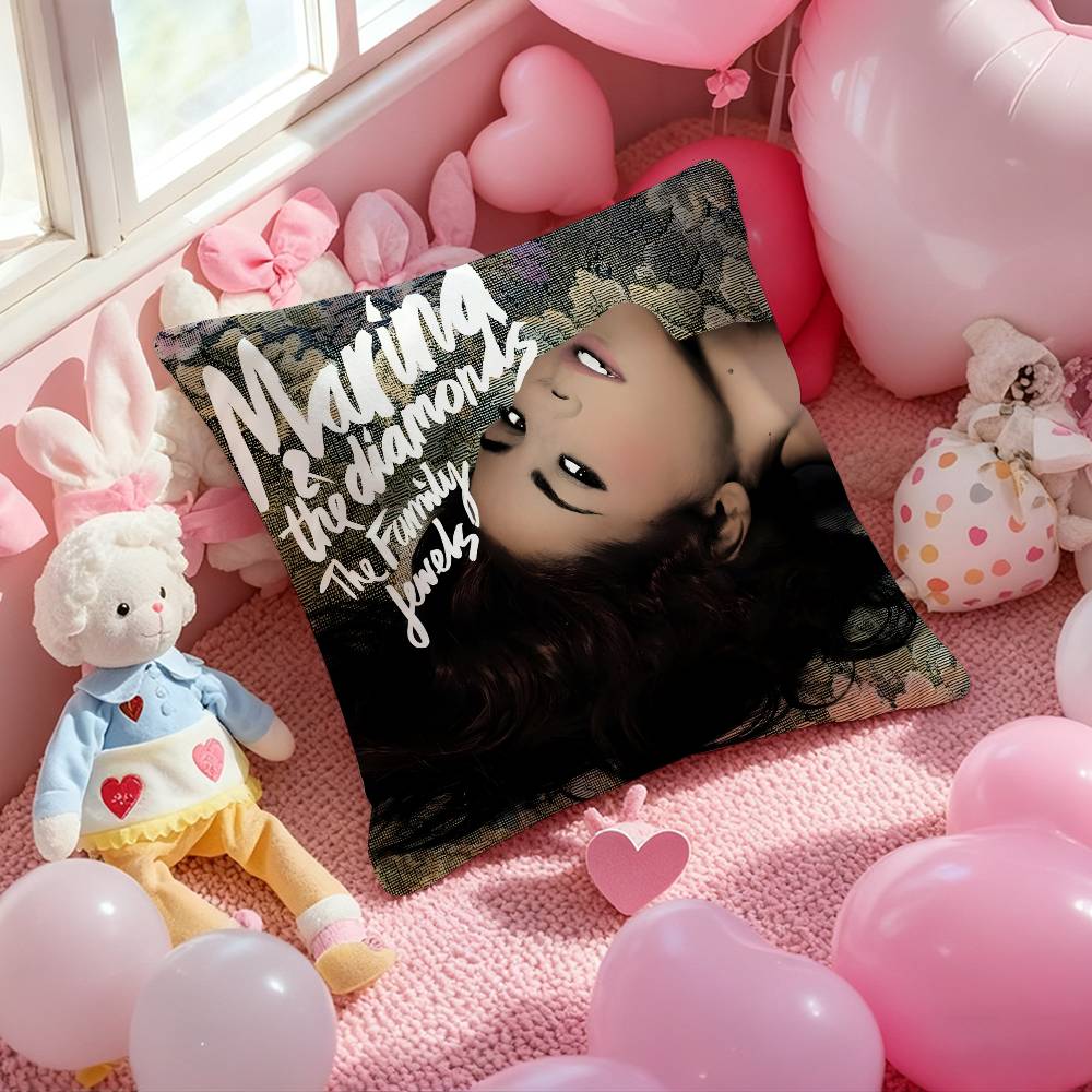 Музыкальный альбом M-Marina And The Diamonds Наволочка с принтом Наволочка для гостиной Диванная подушка Чехол & Декор для спальни 12x12Inch
Музыкальный альбом M-Marina And The Diamonds Наволочка с принтом Наволочка для гостиной Диванная подушка Чехол & Декор для спальни 12x12Inch