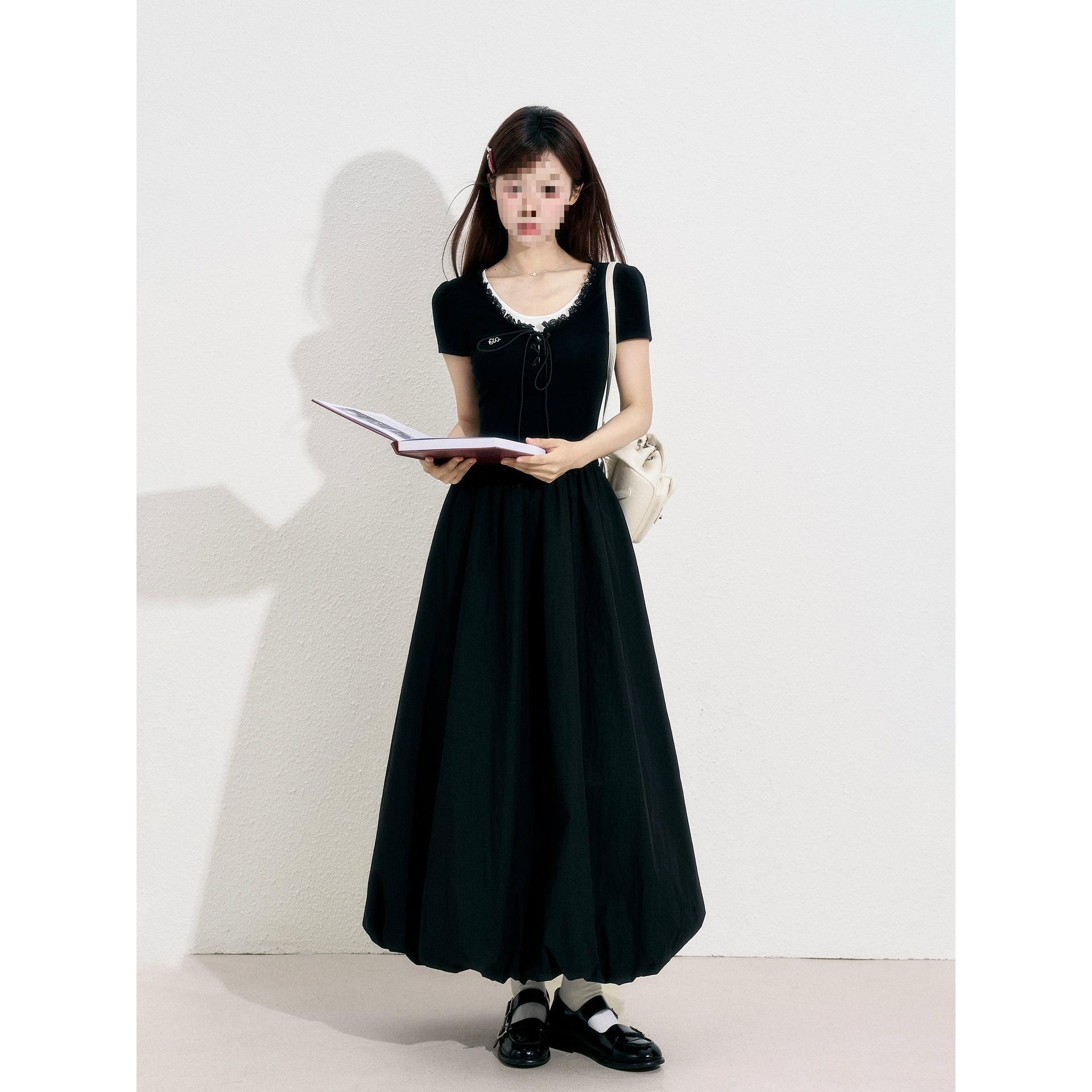 Women s A-line Short Sleeve Dress, 2025 Summer: Wild Berry Patchwork, Cinched Waist, Slim Fit, Elegant Long Length M
Women s A-line Short Sleeve Dress, 2025 Summer: Wild Berry Patchwork, Cinched Waist, Slim Fit, Elegant Long Length M