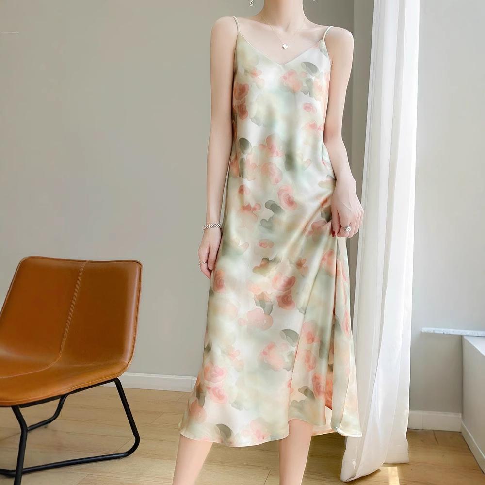 Women s Printed V-Neck Spaghetti Strap Maxi Dress - Backless, High Waist, Sexy Vacation Style XL (fits 57.5-65 kg)
Women s Printed V-Neck Spaghetti Strap Maxi Dress - Backless, High Waist, Sexy Vacation Style XL (fits 57.5-65 kg)