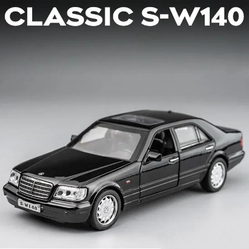 1/32 Mercedes-Benz S-W140 Класична іграшкова модель автомобіля Лита металева мініатюра Звук і світло Відтягується 1:32 Колекція Подарунок Для Хлопчика Дитини чорний
1/32 Mercedes-Benz S-W140 Класична іграшкова модель автомобіля Лита металева мініатюра Звук і світло Відтягується 1:32 Колекція Подарунок Для Хлопчика Дитини чорний