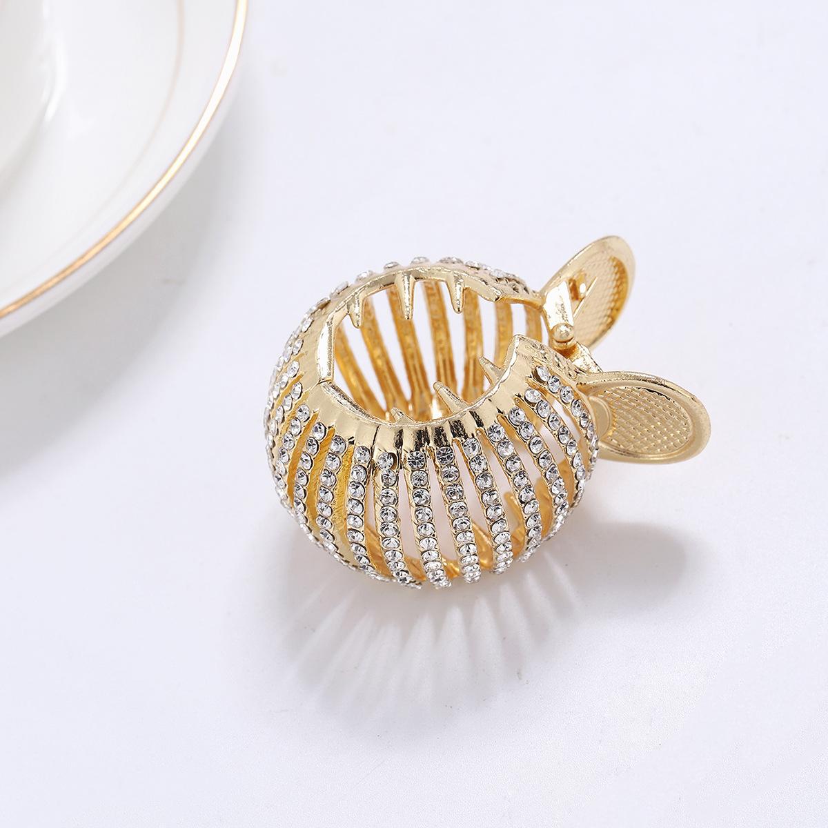 Round Alloy Ponytail Clip Fashion New Hair Claw Clip Women Personality Anti-Sagging Hair Grip Headwear Accessory for Thick Hair Size fits all золотистый
Round Alloy Ponytail Clip Fashion New Hair Claw Clip Women Personality Anti-Sagging Hair Grip Headwear Accessory for Thick Hair Size fits all золотистый